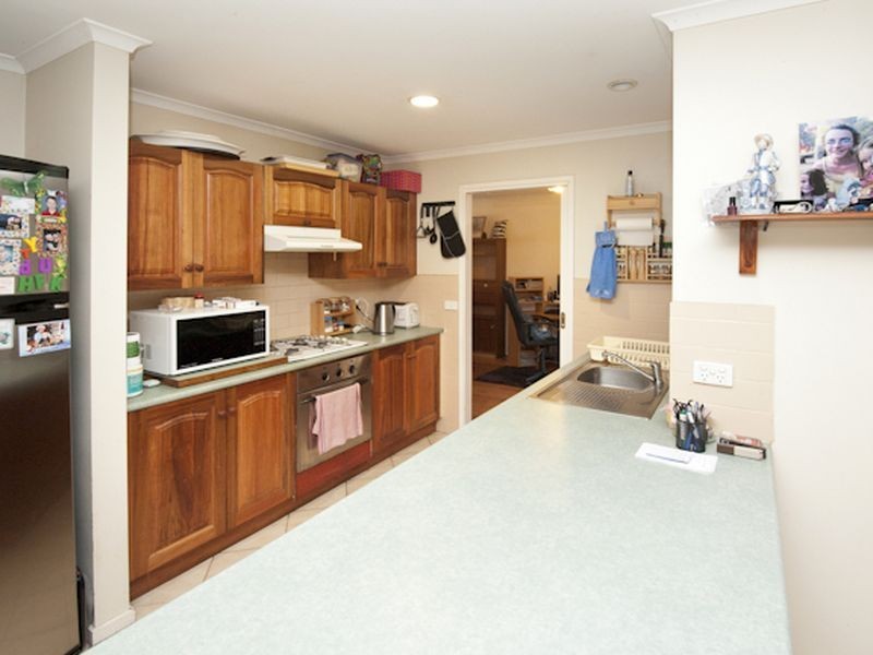 12 Warrin Rise, Langwarrin VIC 3910