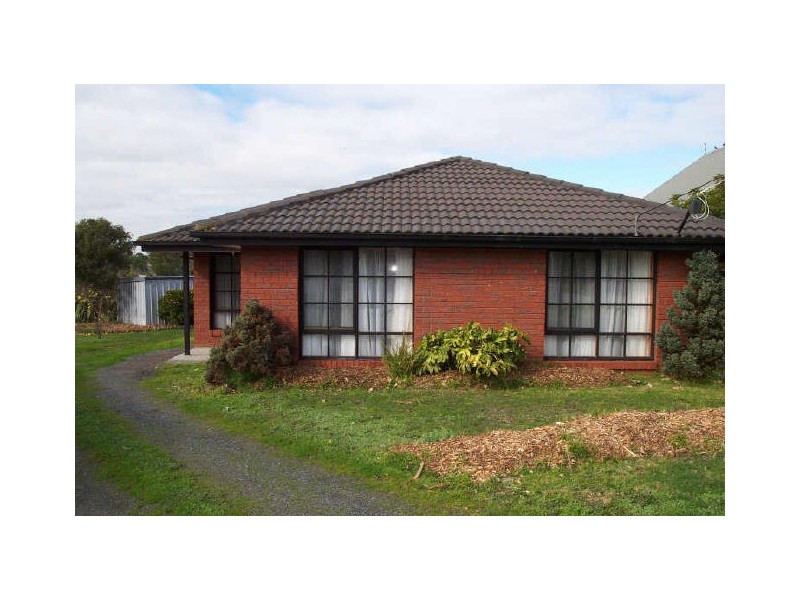 14 Tweed Court, Langwarrin VIC 3910