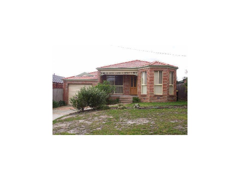 2B Ash Grove Nth, Langwarrin VIC 3910
