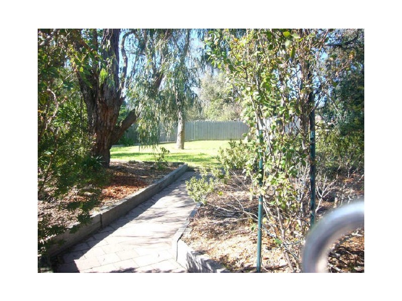 12 Poplar Grove, Langwarrin VIC 3910