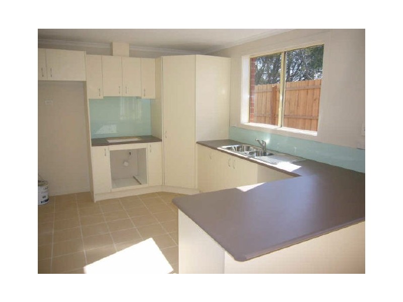 15/2 Edward St, Langwarrin VIC 3910