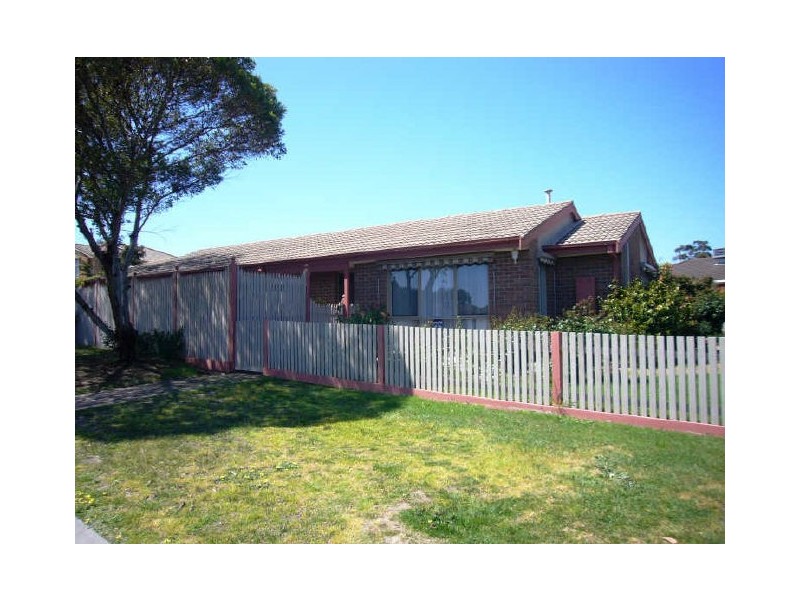 25 Melaleuca Crescent, Langwarrin VIC 3910