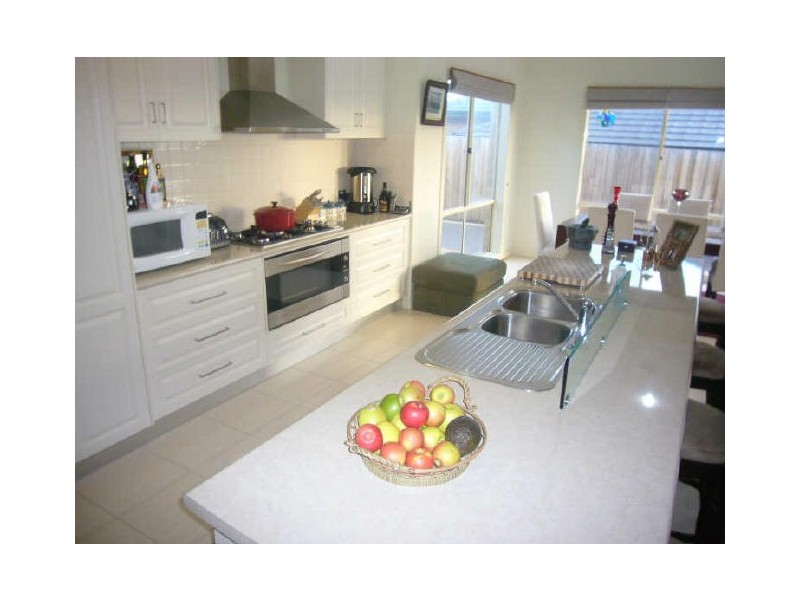 6 Sunnyvale Drive, Langwarrin VIC 3910