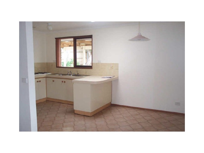 8 Acacia Wynd, Langwarrin VIC 3910