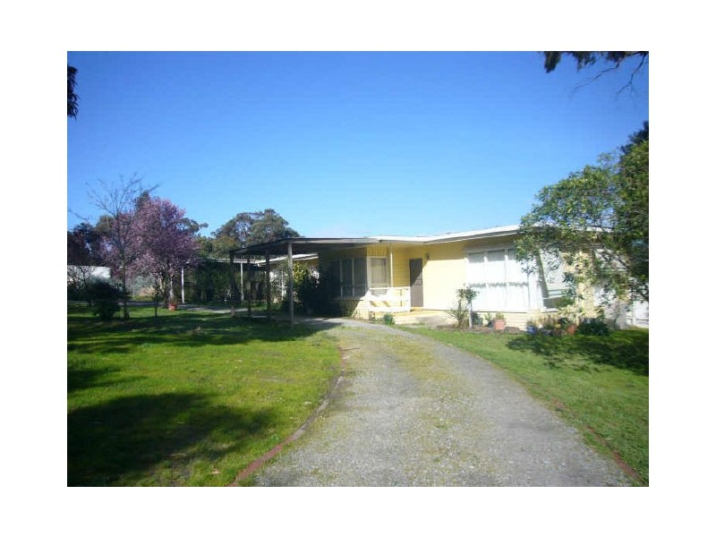 20 Mc Kays Road, Langwarrin VIC 3910
