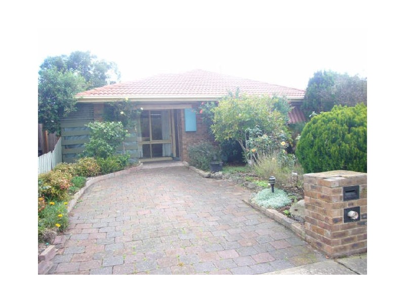 74 SOUTHGATEWAY, Langwarrin VIC 3910