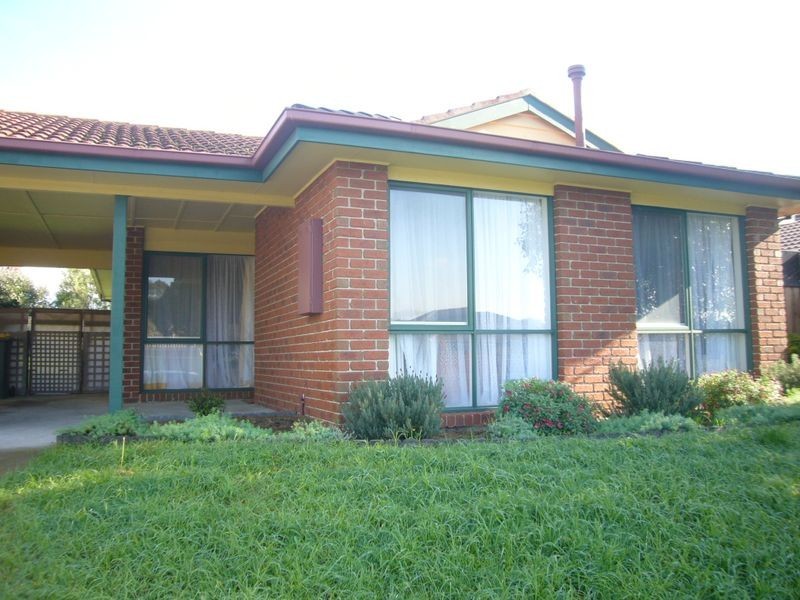 24 Dunn Crescent, Langwarrin VIC 3910