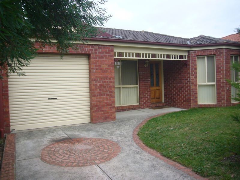 2a Ash Grove North, Langwarrin VIC 3910