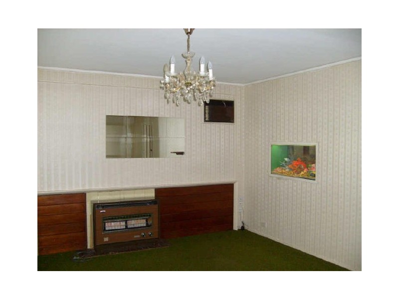 8 Frallon Crescent, Frankston VIC 3199