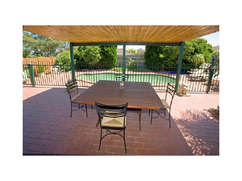 7 Acacia Wynd, Langwarrin VIC 3910