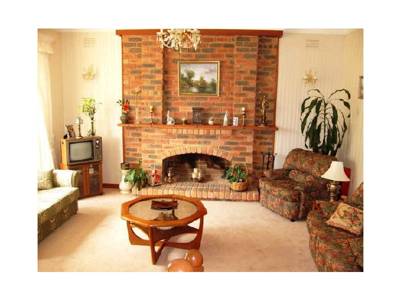 26 Lloyd Street, Langwarrin VIC 3910