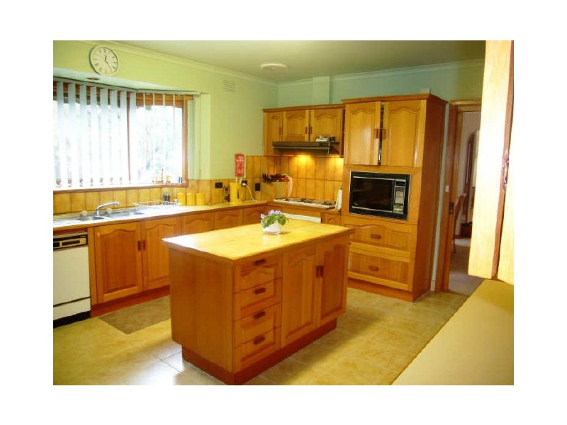 26 Lloyd Street, Langwarrin VIC 3910