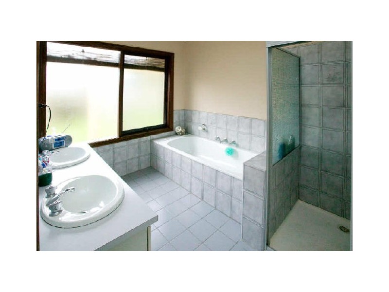 47 Melaleuca Crescent, Langwarrin VIC 3910