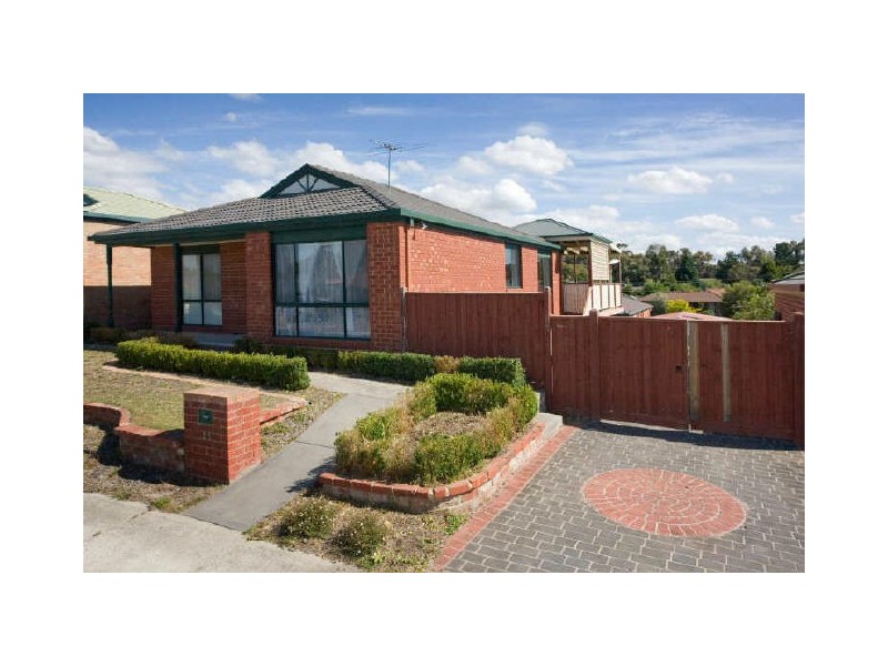 4 Huntly Court, Langwarrin VIC 3910