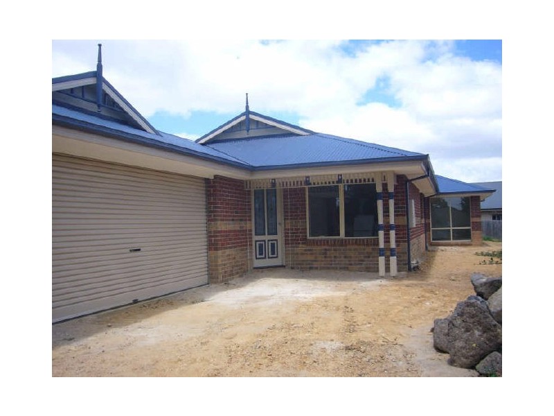 158 North Road, Langwarrin VIC 3910
