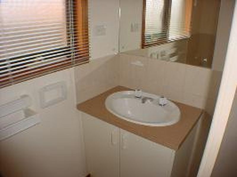 33 Dunn Crescent, Langwarrin VIC 3910