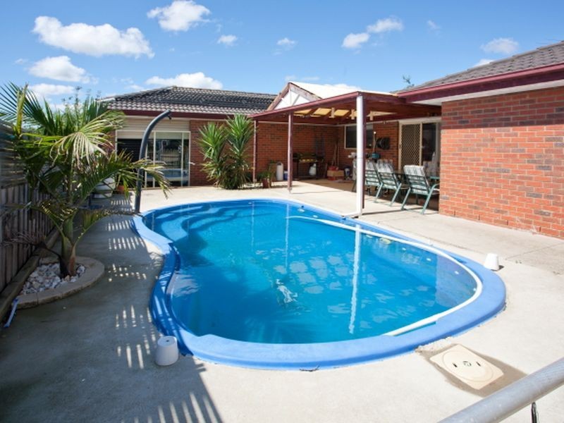 14 Grasswren Close, Langwarrin VIC 3910