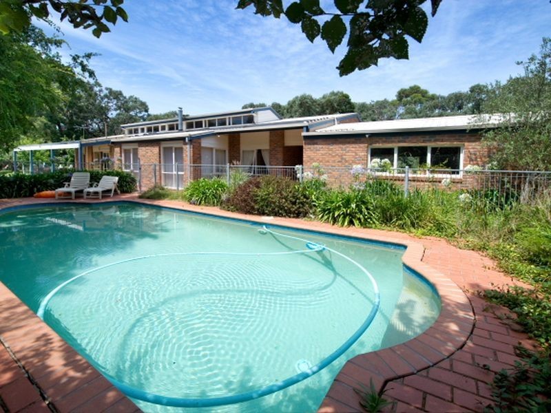 42 Kingston Road, Langwarrin VIC 3910