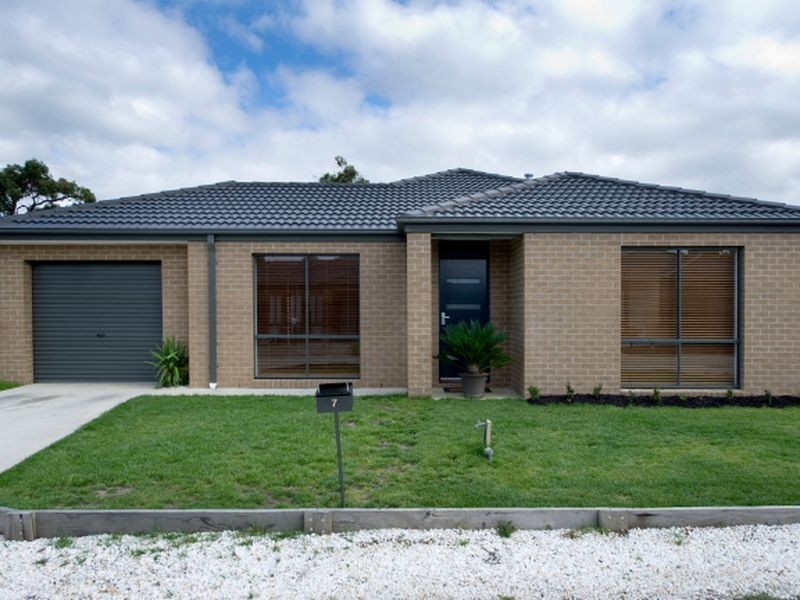7-21 Raneen Drive, Langwarrin VIC 3910