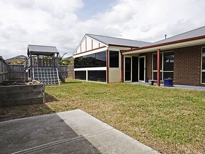 12 Collina Court, Langwarrin VIC 3910