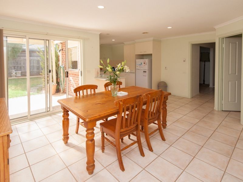 4 Theresa Avenue, Langwarrin VIC 3910