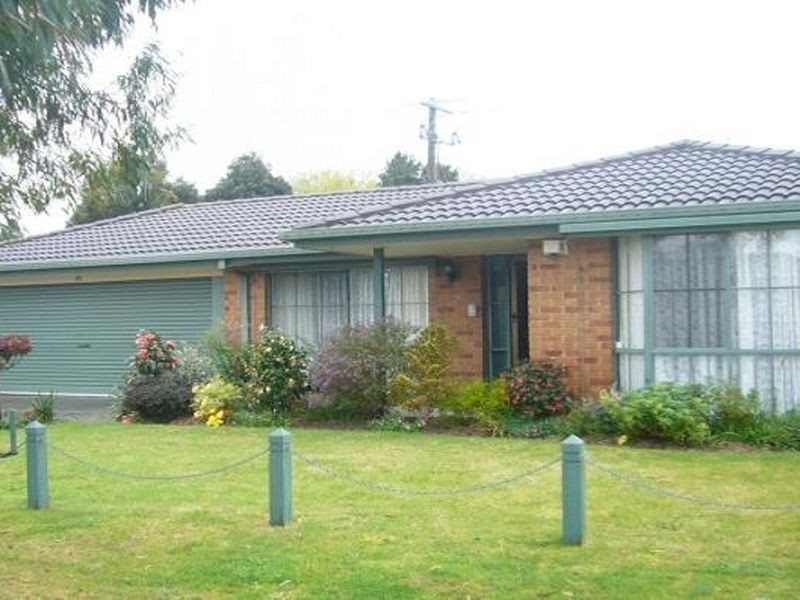 15 Gleeson, Langwarrin VIC 3910