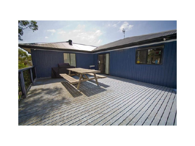 10 Veness Close, Macmasters Beach NSW 2251