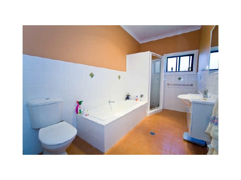 10 Veness Close, Macmasters Beach NSW 2251