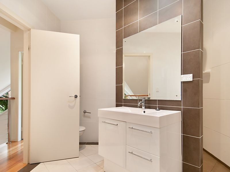 North Avoca NSW 2260