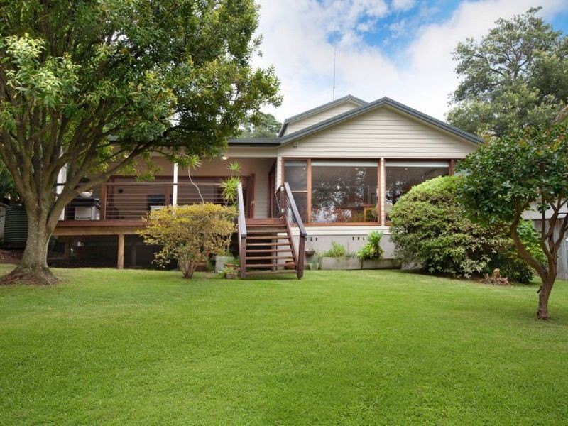 9 Grove Road, Wamberal NSW 2260
