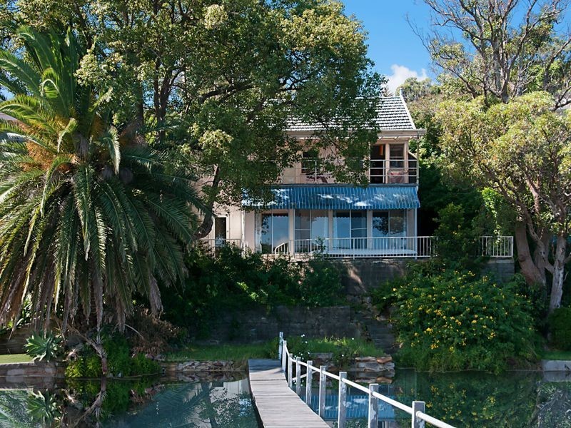 20 Albany Street, Point Frederick NSW 2250