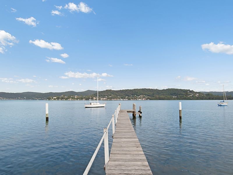 20 Albany Street, Point Frederick NSW 2250