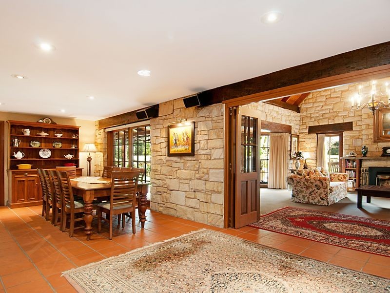 363 Oak Road, Matcham NSW 2250