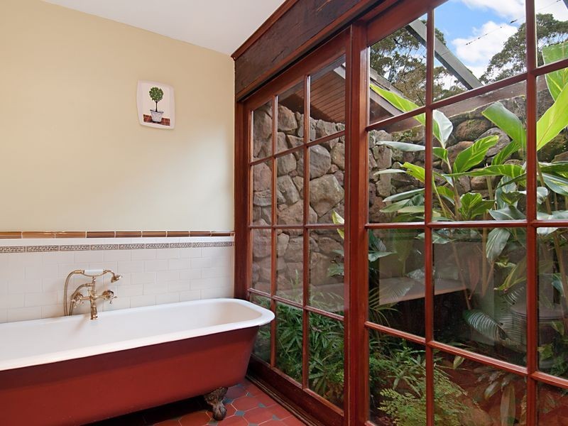 363 Oak Road, Matcham NSW 2250