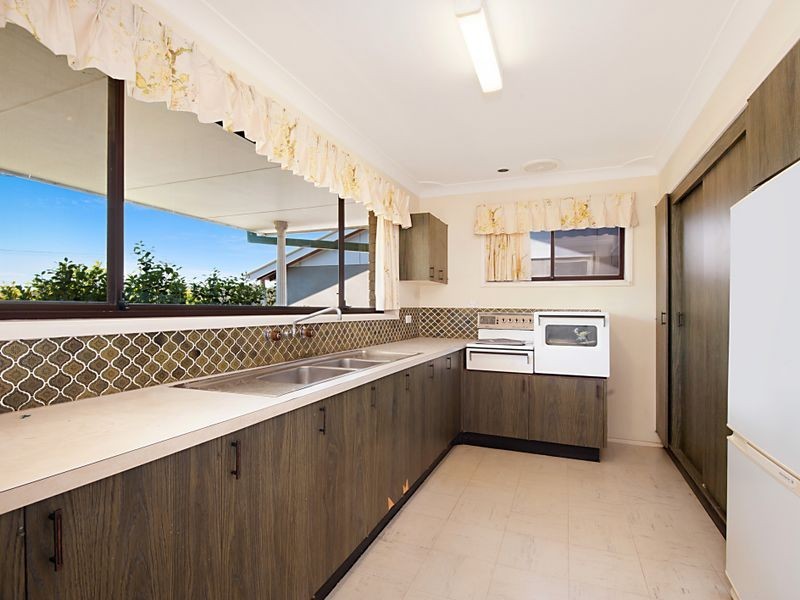 47 Hilltop Road, Wamberal NSW 2260