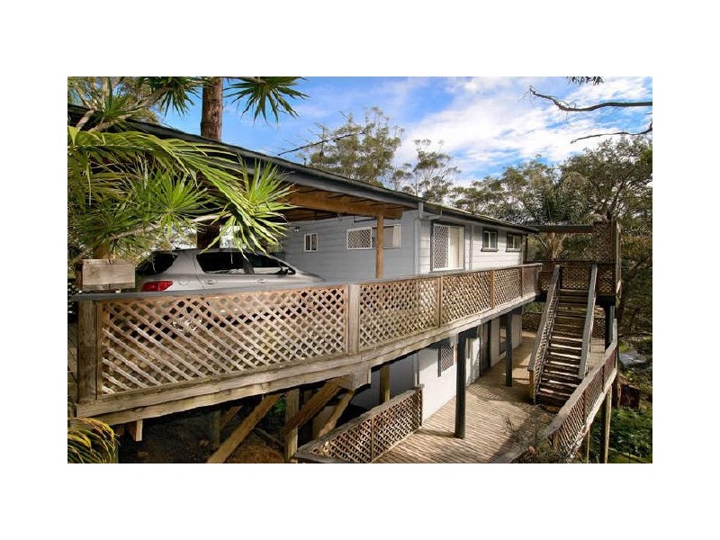 49 Easter Parade, North Avoca NSW 2260
