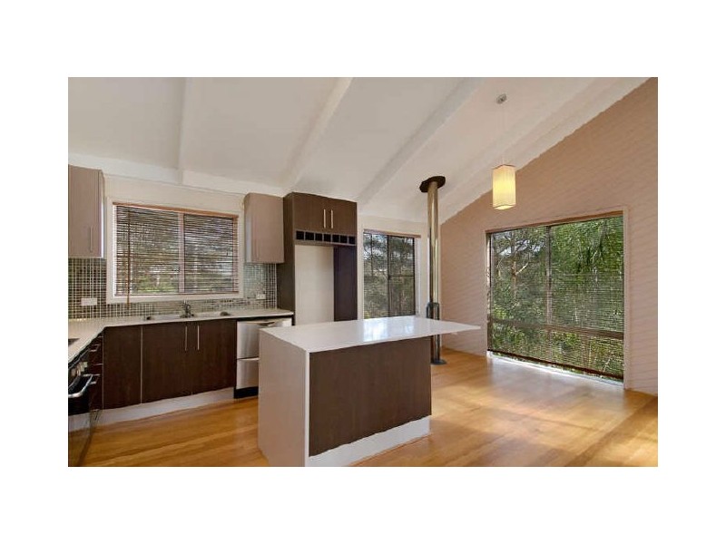 49 Easter Parade, North Avoca NSW 2260