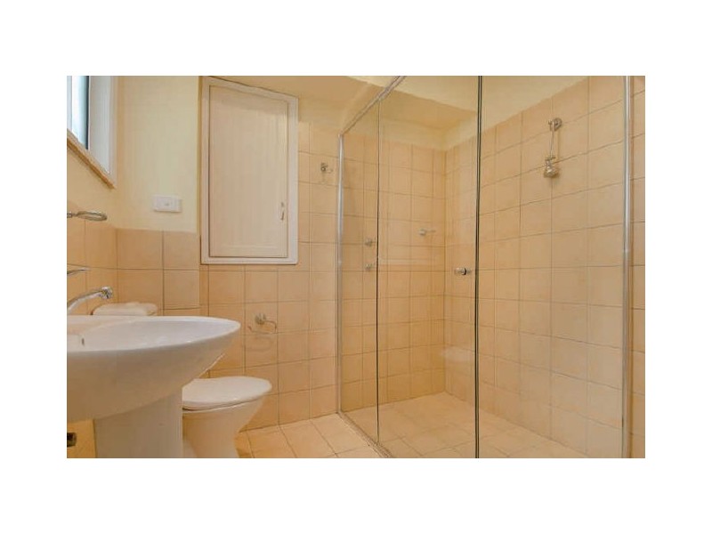 49 Easter Parade, North Avoca NSW 2260