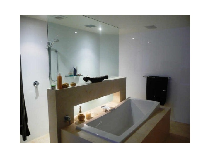 2/15 Painters Lane, Terrigal NSW 2260