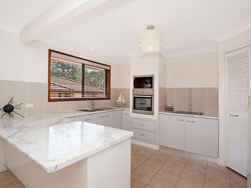 11 Kuburra Road, Erina NSW 2250