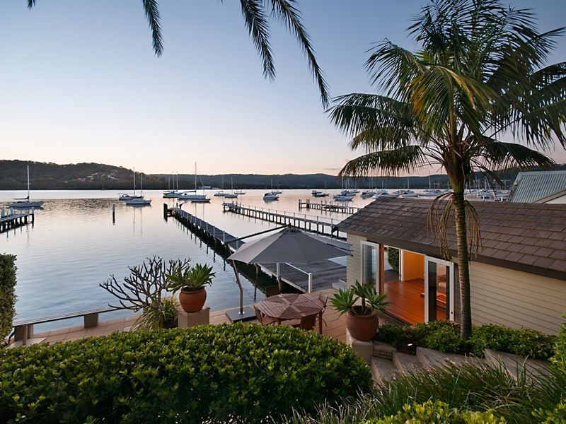 34 Eulalia Avenue, Point Frederick NSW 2250