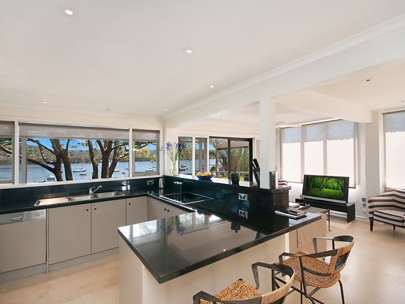 34 Eulalia Avenue, Point Frederick NSW 2250