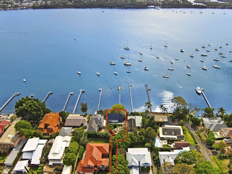 34 Eulalia Avenue, Point Frederick NSW 2250