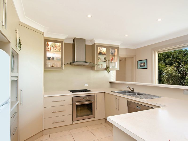 28 Dover Road, Wamberal NSW 2260