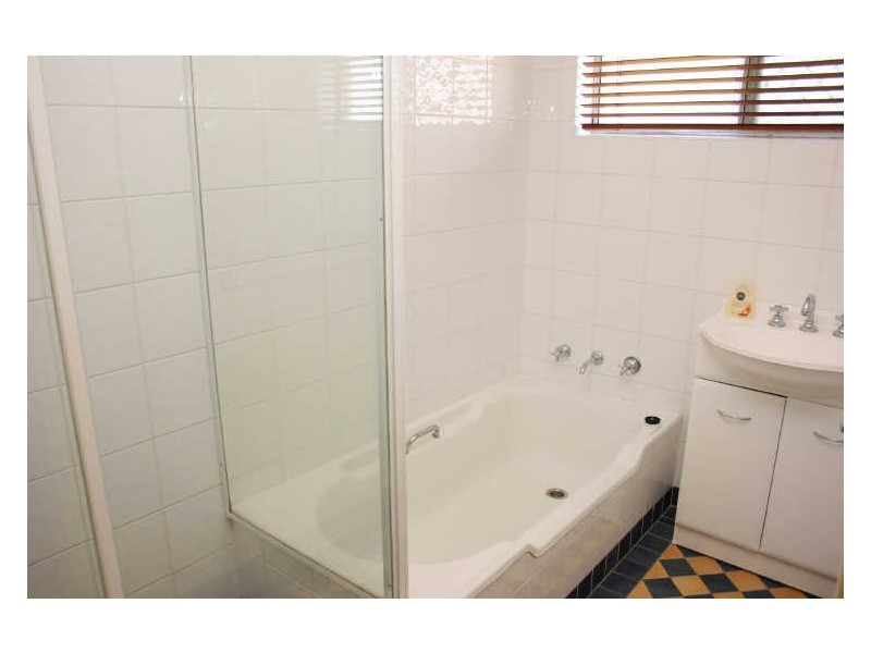 4/24 The Esplanade, Terrigal NSW 2260