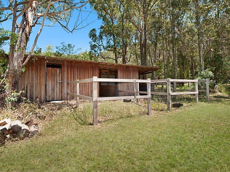 327 Tumbi Road, Wamberal NSW 2260