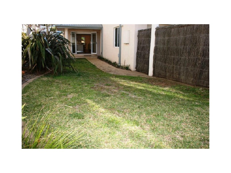 1/13 North Avoca Parade, North Avoca NSW 2260