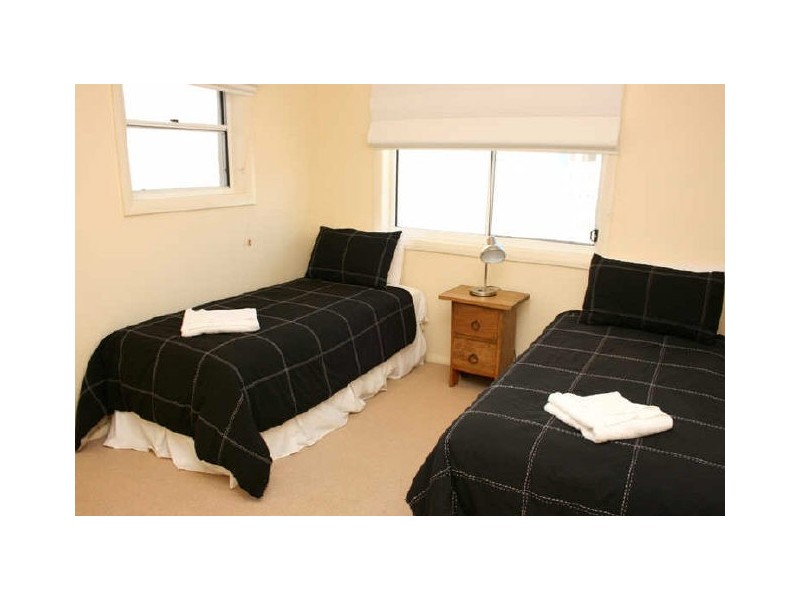 1/13 North Avoca Parade, North Avoca NSW 2260