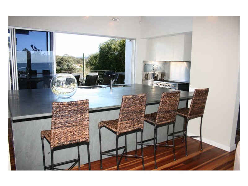 51 Ocean View Drive, Wamberal NSW 2260