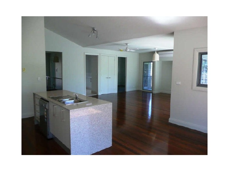 8 Koorabel Avenue, Copacabana NSW 2251